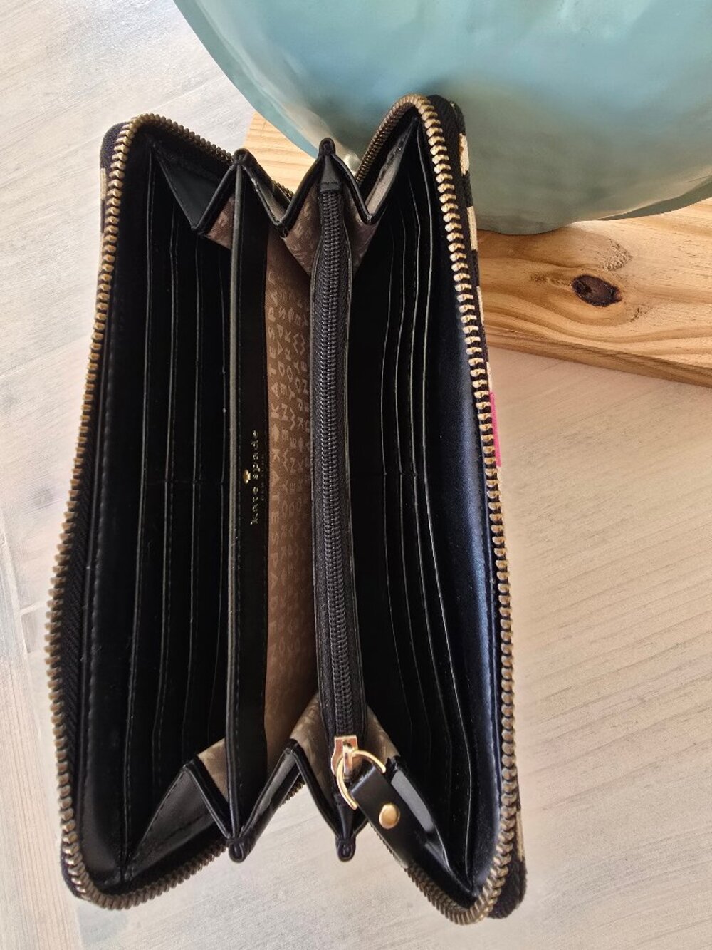 Kate Spade New York wallet - Picture 4 of 8